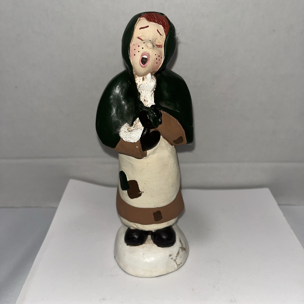 DICKENS CEDARTOWN CAROLERS PATRICIA HENNON HTF KITTY‎ AND HER KITTEN FIGURINE